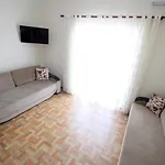Doka Center *