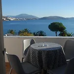Doka Center Apartament *