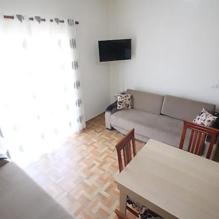 Lägenhet Doka Center Sarandë