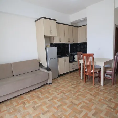 Doka Center Apartment *