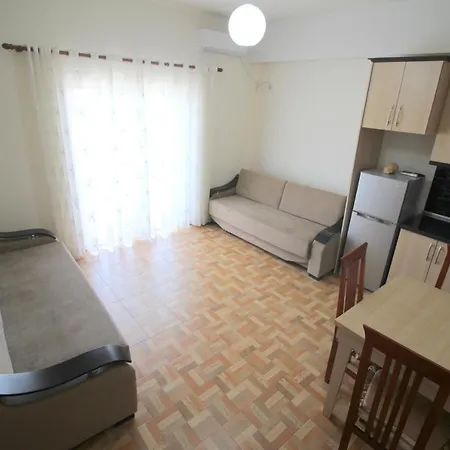 Lägenhet Doka Center