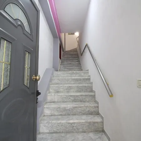 Doka Center Apartment *