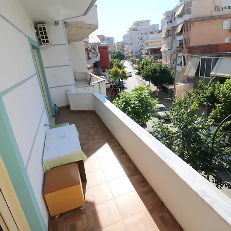 Lägenhet Doka Center *