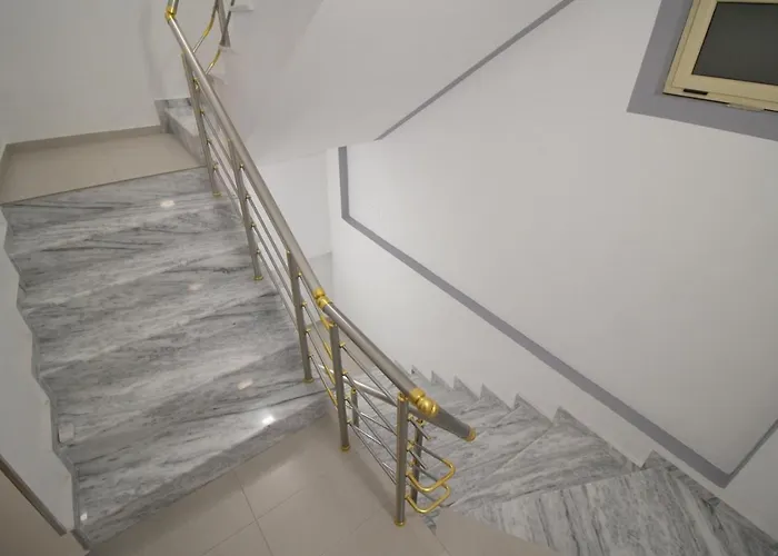 Doka Center * Sarandë