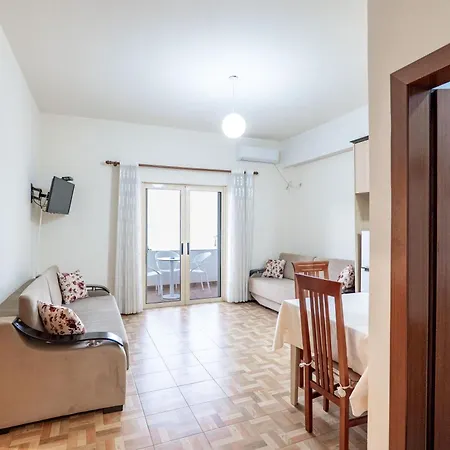 Appartement Doka Center *