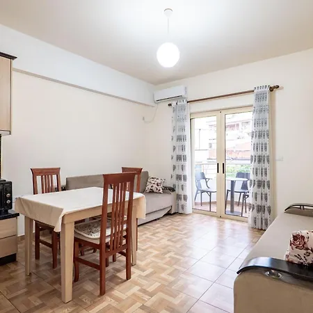 Doka Center Apartment