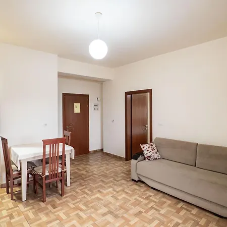 Doka Center Sarande