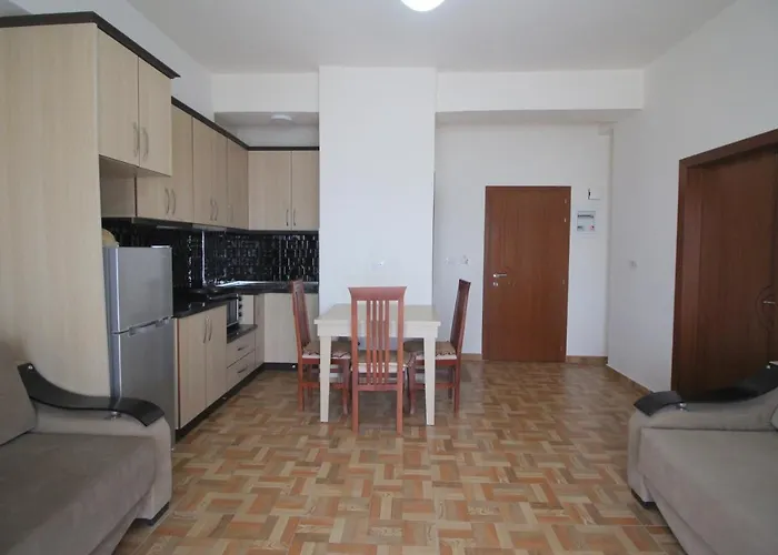 Doka Center * Sarandë